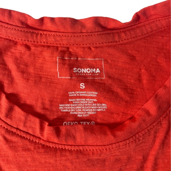 Sonoma red/hot pink work out tank top. Size small (fits like a medium) - Picture 2 of 3